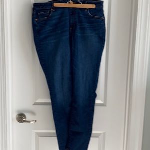 Loft Curvy Skinny Jeans - Sz 14